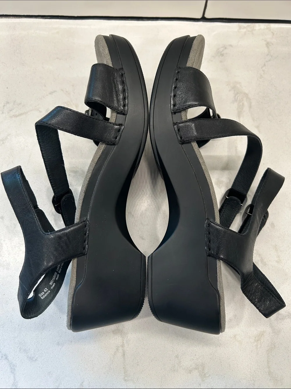 Dansko Sacha Black Comfort Sandal Women's 11.5/42 Euro Wedge Summer